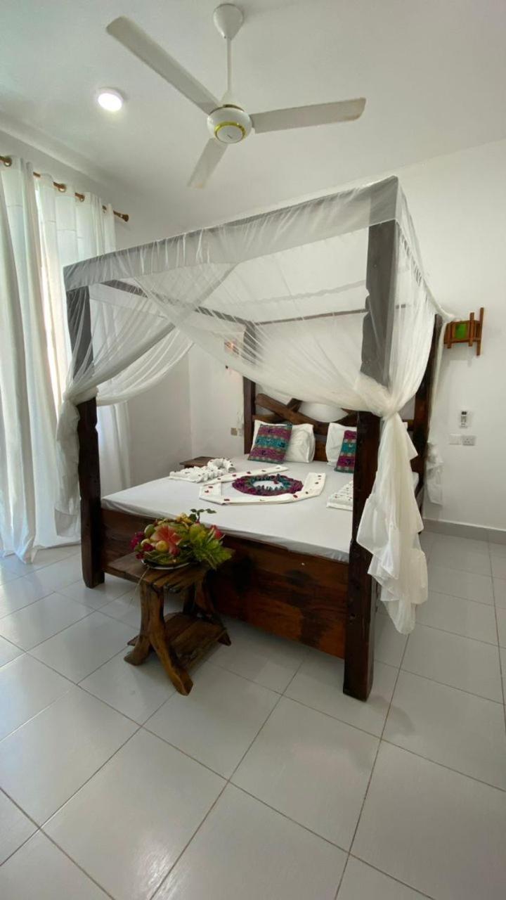Tropicana Garden كيندوا المظهر الخارجي الصورة